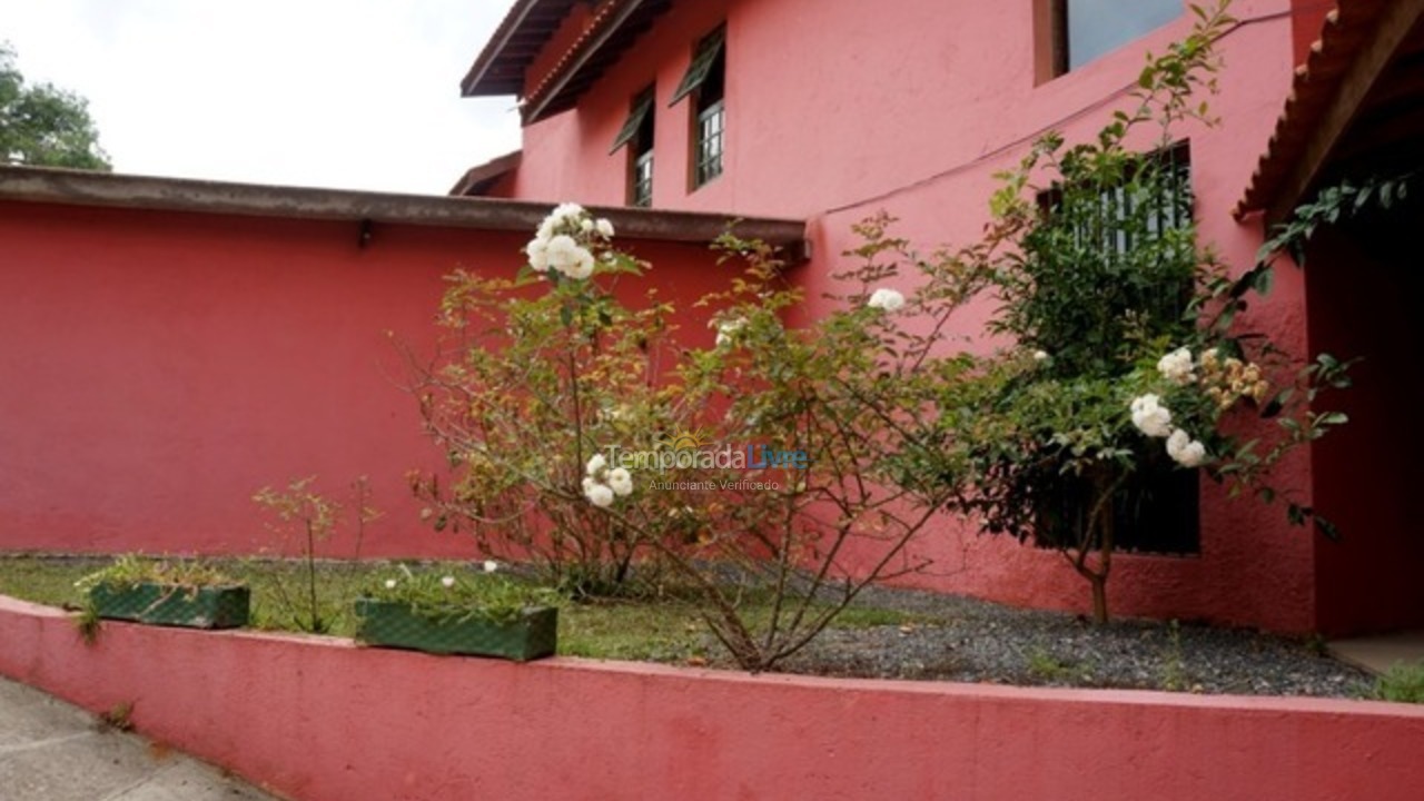 Granja para alquiler de vacaciones em Ibiúna (Condominio Sitio Lagos de Ibiuna)