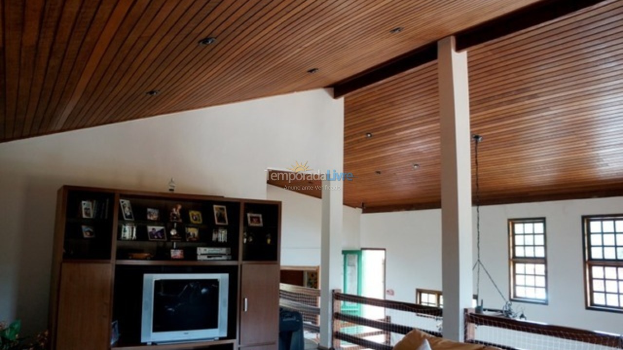 Granja para alquiler de vacaciones em Ibiúna (Condominio Sitio Lagos de Ibiuna)