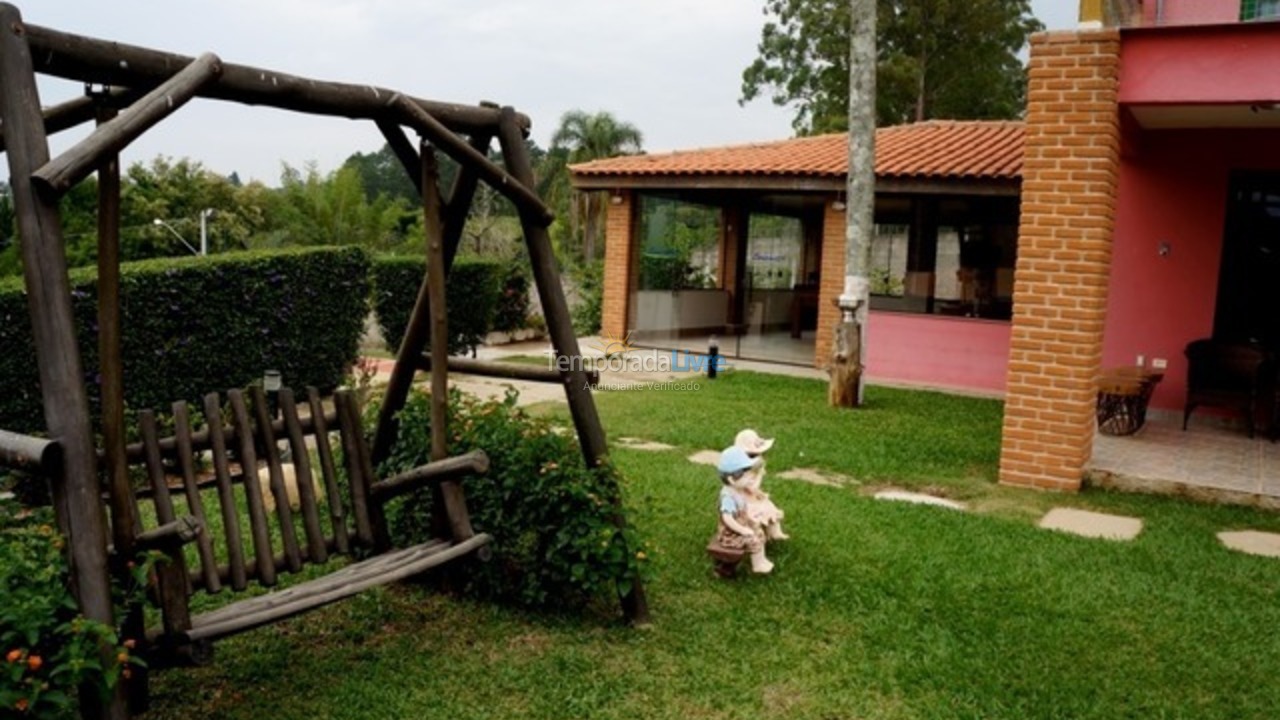 Granja para alquiler de vacaciones em Ibiúna (Condominio Sitio Lagos de Ibiuna)
