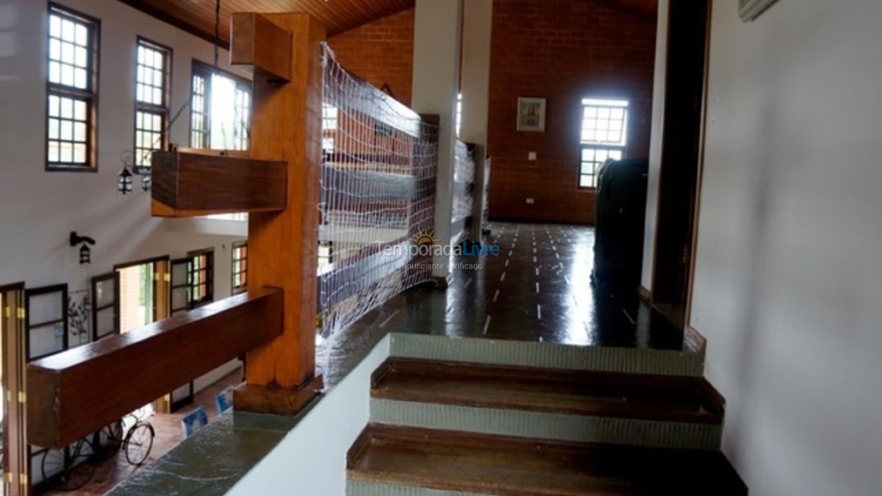 Granja para alquiler de vacaciones em Ibiúna (Condominio Sitio Lagos de Ibiuna)