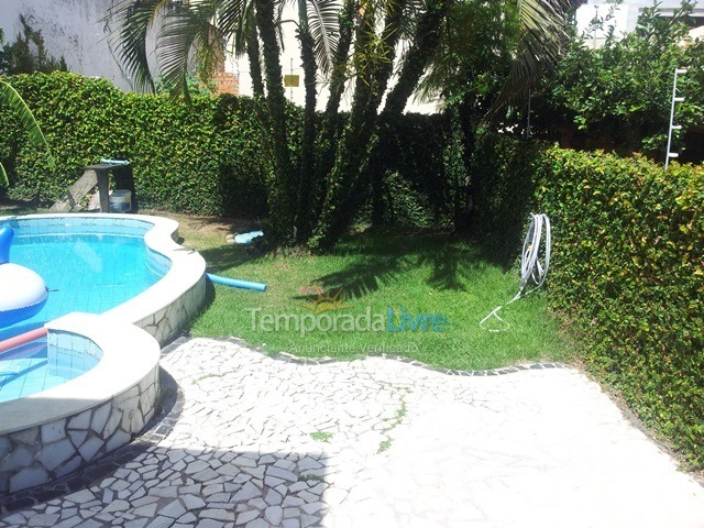 Casa para aluguel de temporada em Maceió (Ponta Verde)