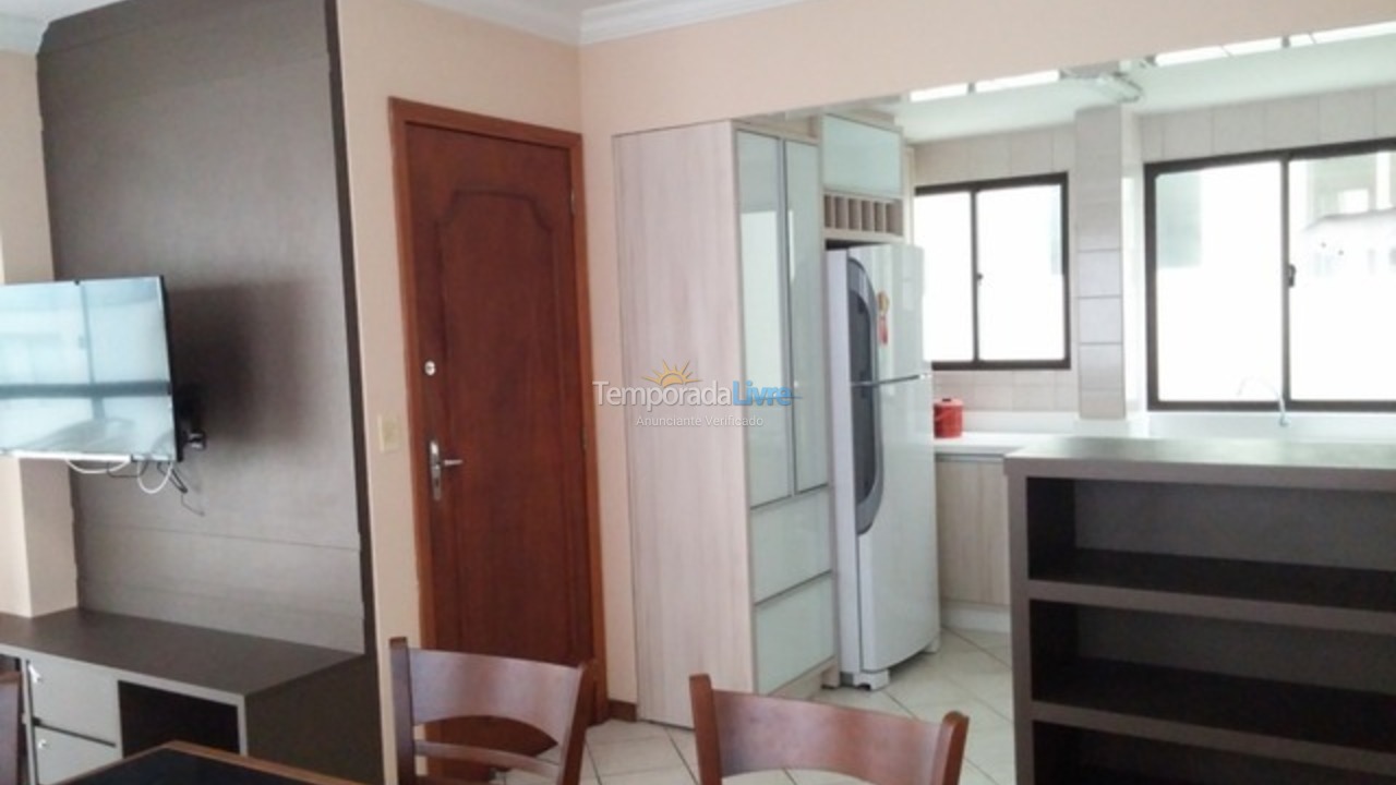 Apartamento para alquiler de vacaciones em Balneário Camboriú (Praia Central)