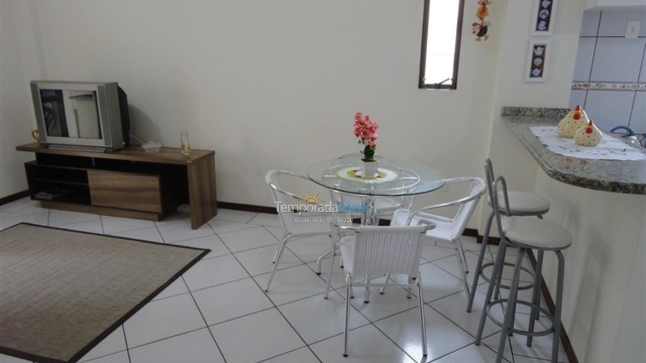 Apartamento para alquiler de vacaciones em Itapema (Meia Praia)