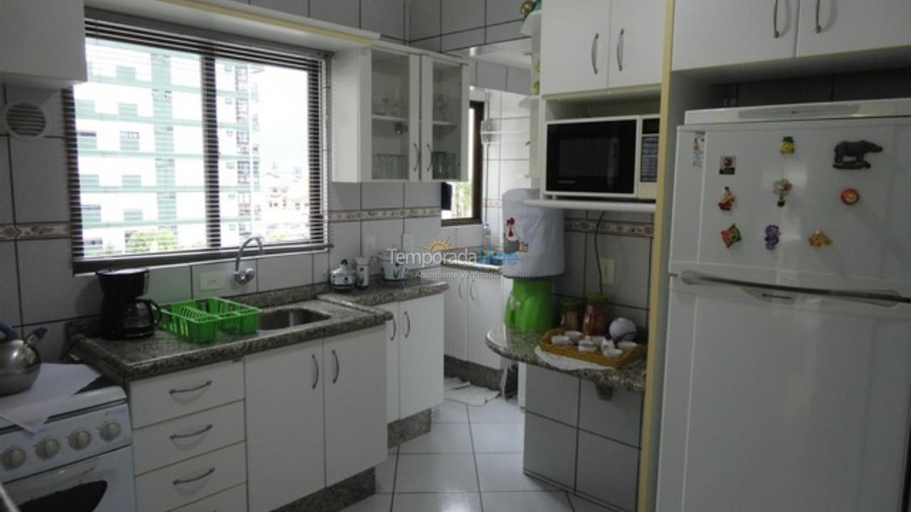 Apartamento para alquiler de vacaciones em Itapema (Meia Praia)