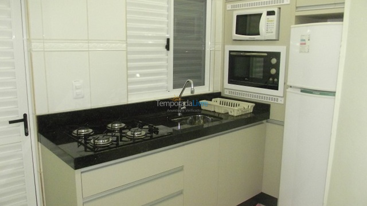 Casa para alquiler de vacaciones em Bombinhas (Praia de Bombas)