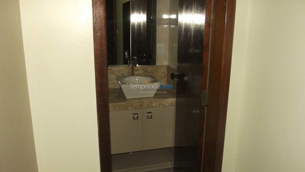 Casa para alquiler de vacaciones em Bombinhas (Praia de Bombas)