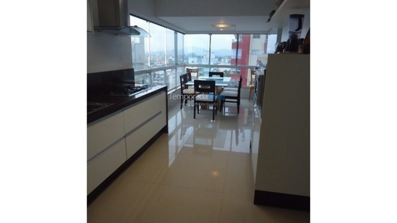 Apartamento para alquiler de vacaciones em Itapema (Meia Praia)