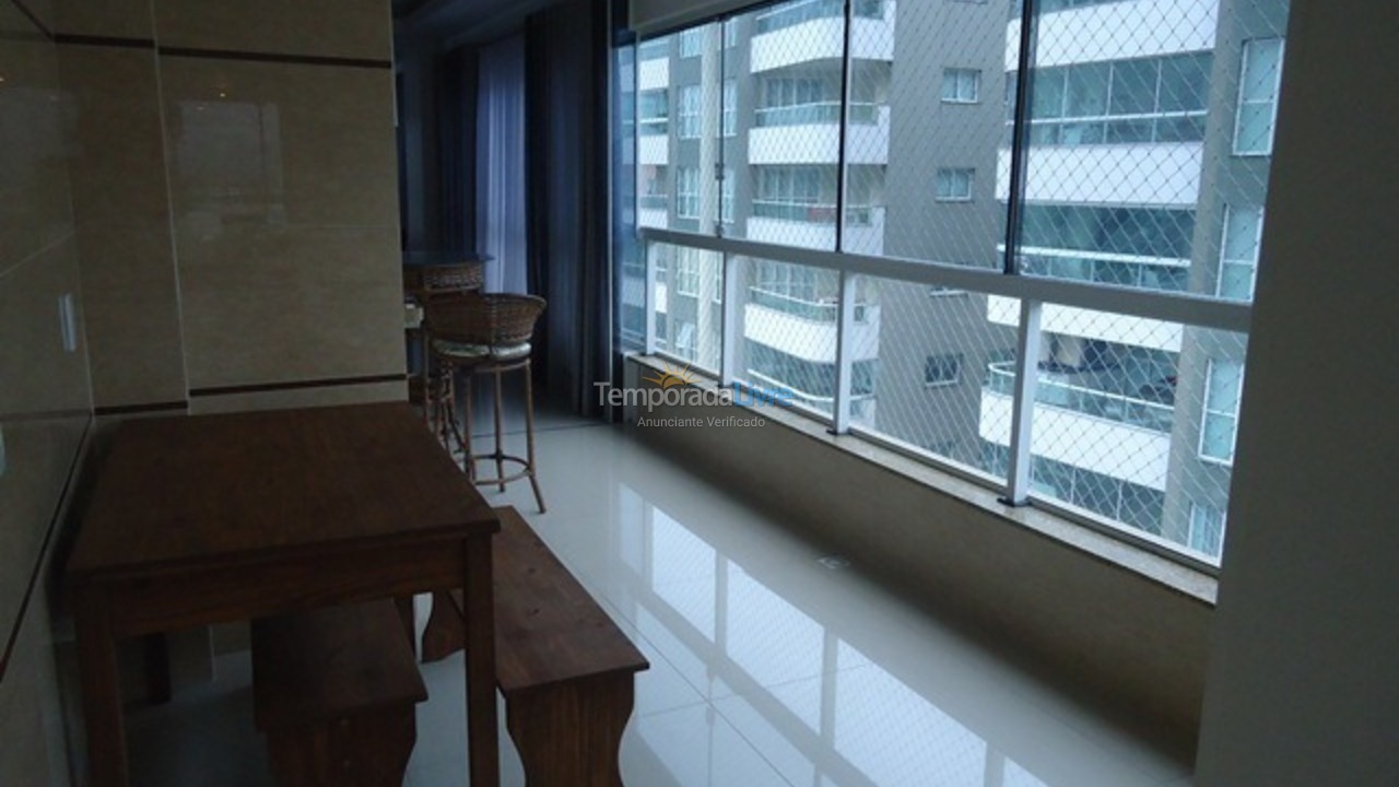 Apartamento para alquiler de vacaciones em Itapema (Meia Praia)