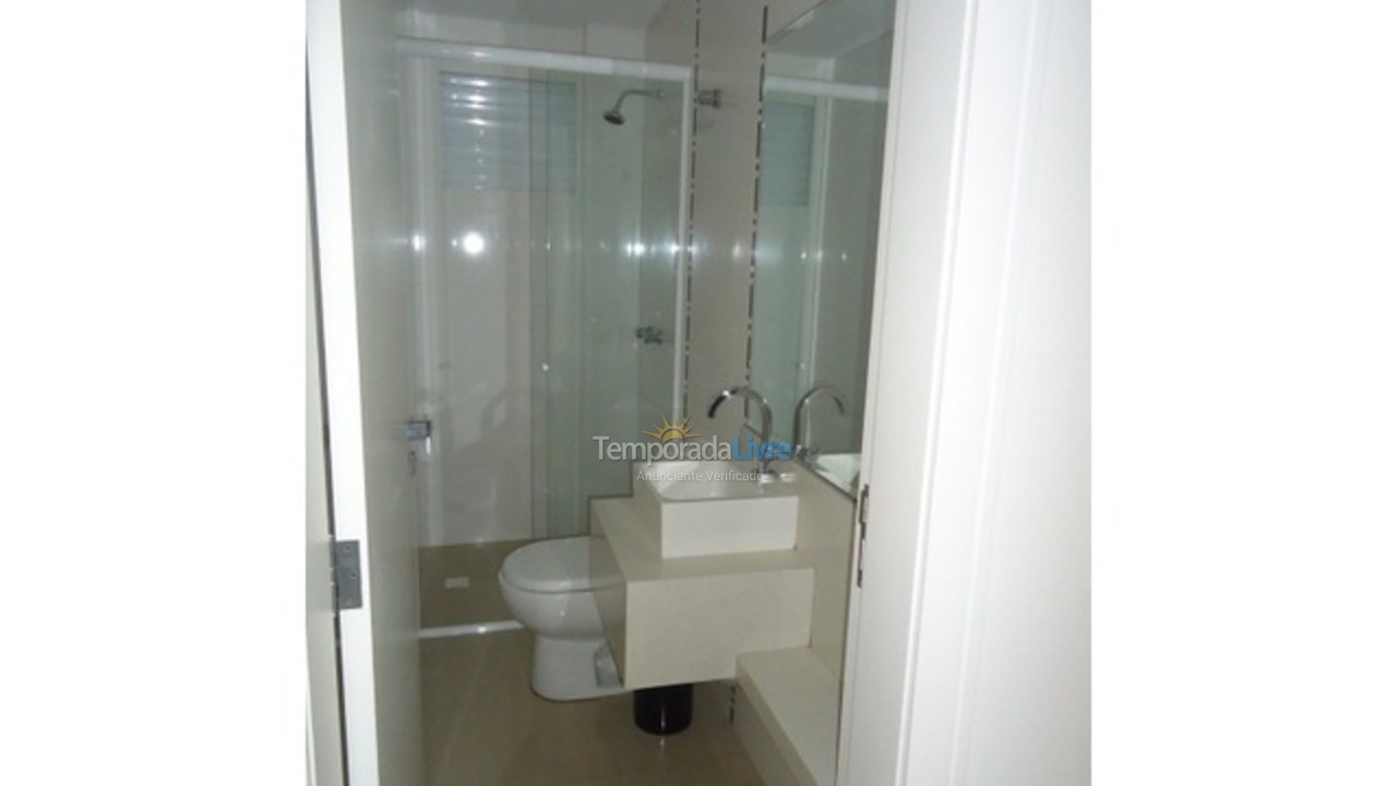 Apartamento para alquiler de vacaciones em Itapema (Meia Praia)