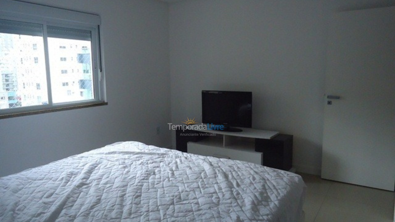 Apartamento para alquiler de vacaciones em Itapema (Meia Praia)