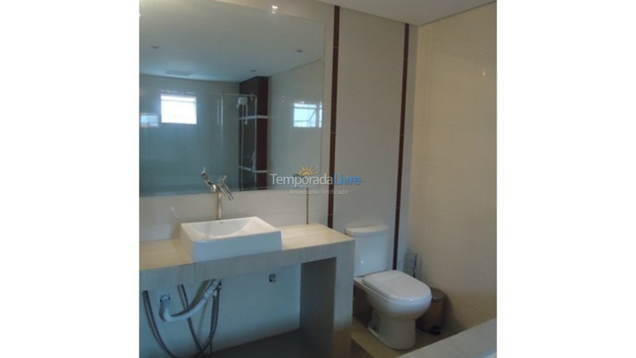 Apartamento para alquiler de vacaciones em Itapema (Meia Praia)