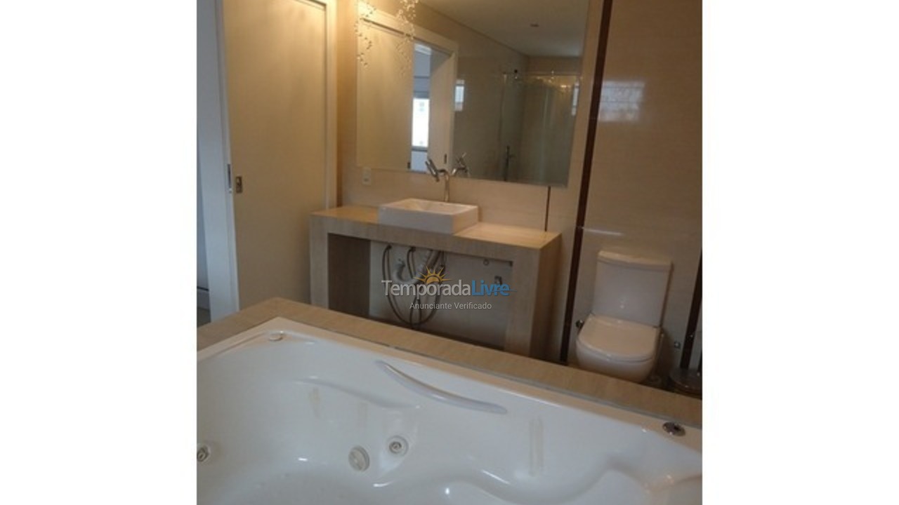 Apartamento para alquiler de vacaciones em Itapema (Meia Praia)