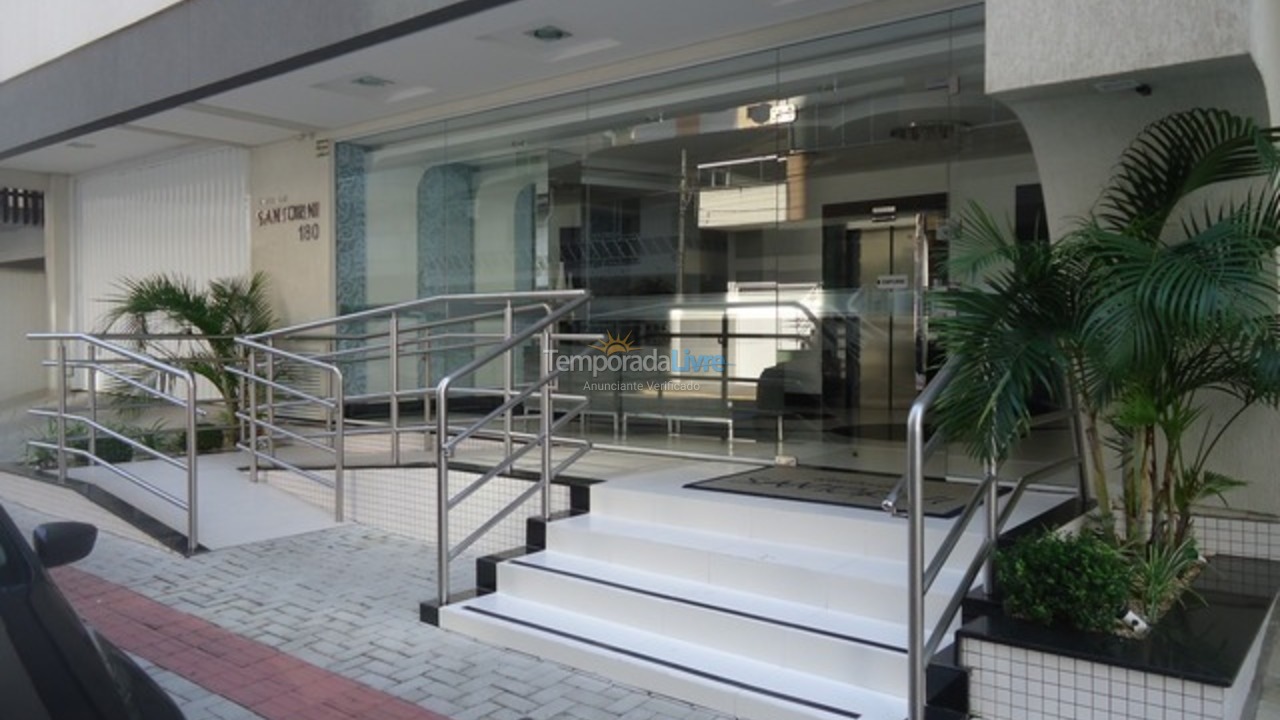 Apartamento para alquiler de vacaciones em Itapema (Meia Praia)