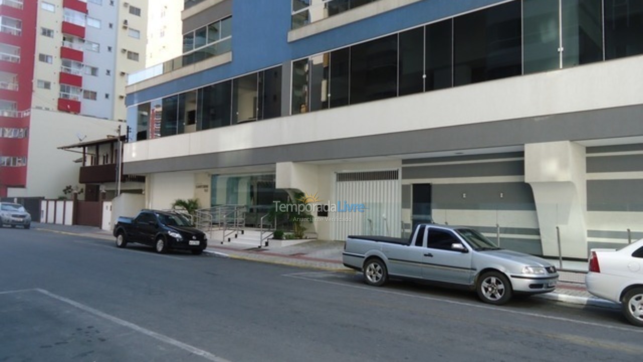 Apartamento para alquiler de vacaciones em Itapema (Meia Praia)