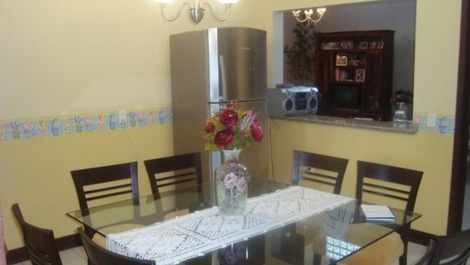 Casa en Praia dos Amores en Singapur para alquileres de verano!