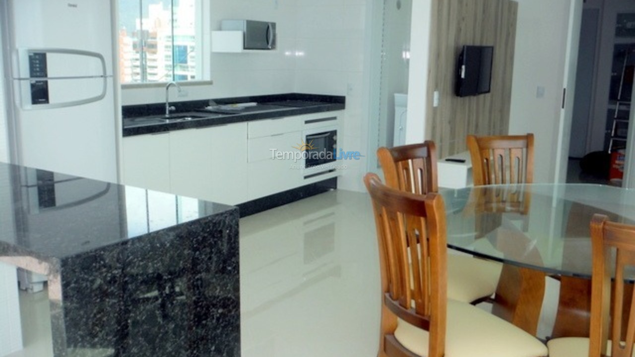 Apartamento para alquiler de vacaciones em Itapema (Meia Praia)