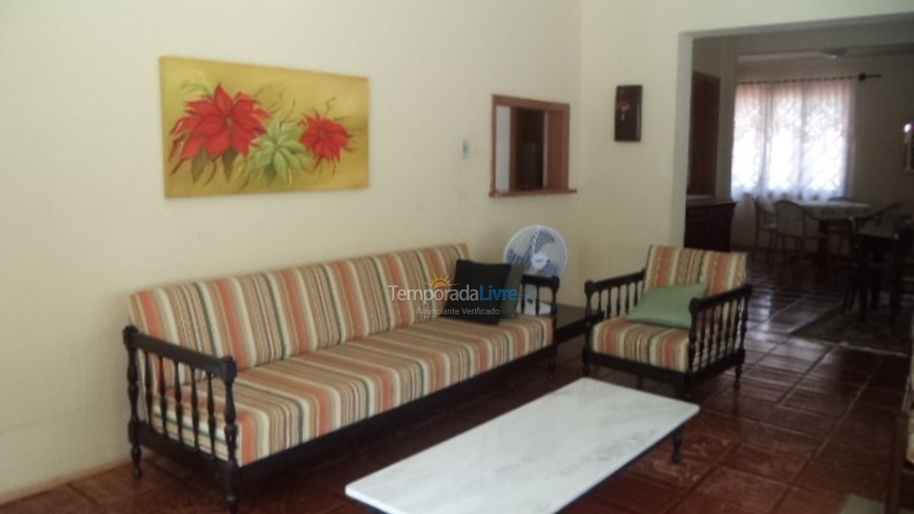 House for vacation rental in Guarujá (Pitangueiras)