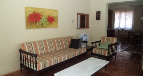 House 04 Dorms w / pool - close to the beach