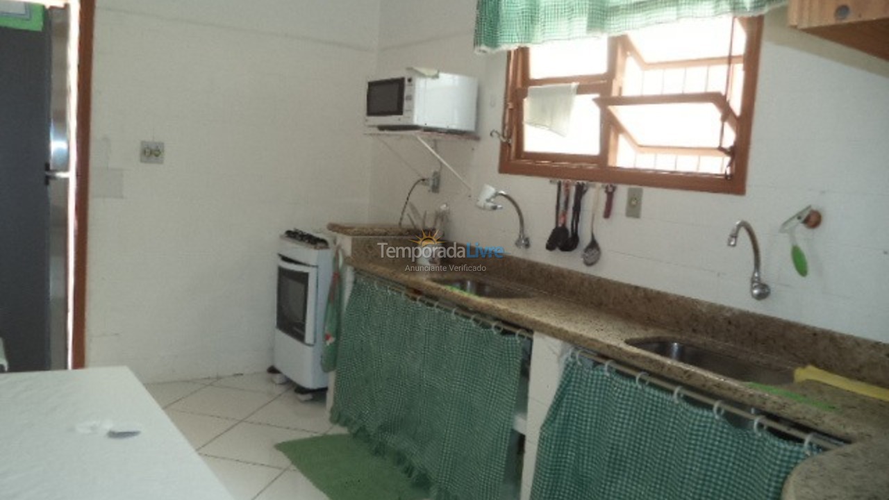 House for vacation rental in Guarujá (Pitangueiras)