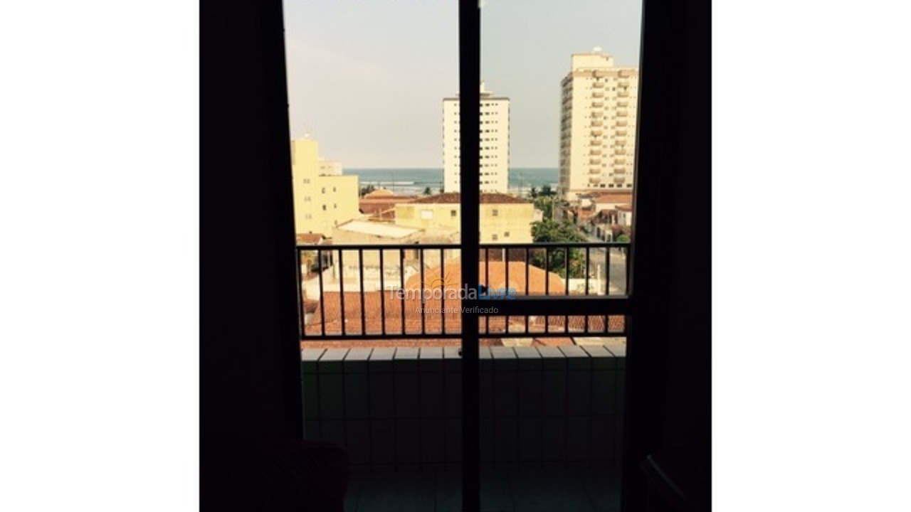 Apartamento para aluguel de temporada em Praia Grande (Praia do Caiçara)