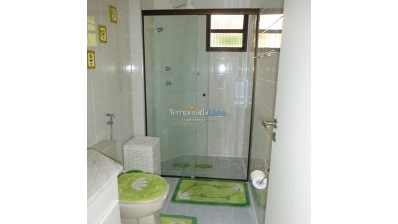 Apartment for vacation rental in Ubatuba (Praia das Toninhas)