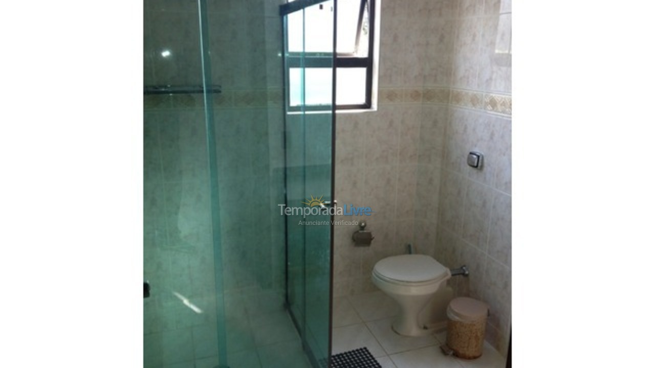 Casa para aluguel de temporada em Bertioga (Jardim Indaiá)