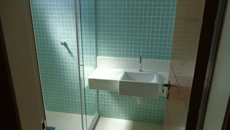 Fit border Mar.Luxo, C / 3 qtos C / 2suites, C / 2gar. Balcony C / vis