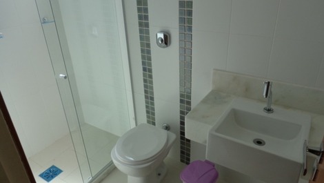 Fit border Mar.Luxo, C / 3 qtos C / 2suites, C / 2gar. Balcony C / vis