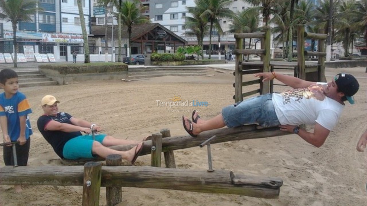 Apartamento para aluguel de temporada em Praia Grande (Boqueirão)