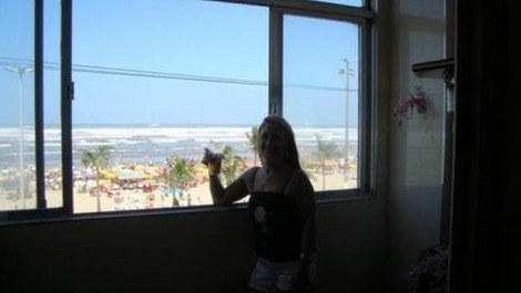 Praia Grande aluguel apto temporada frente praia centro boqueirão