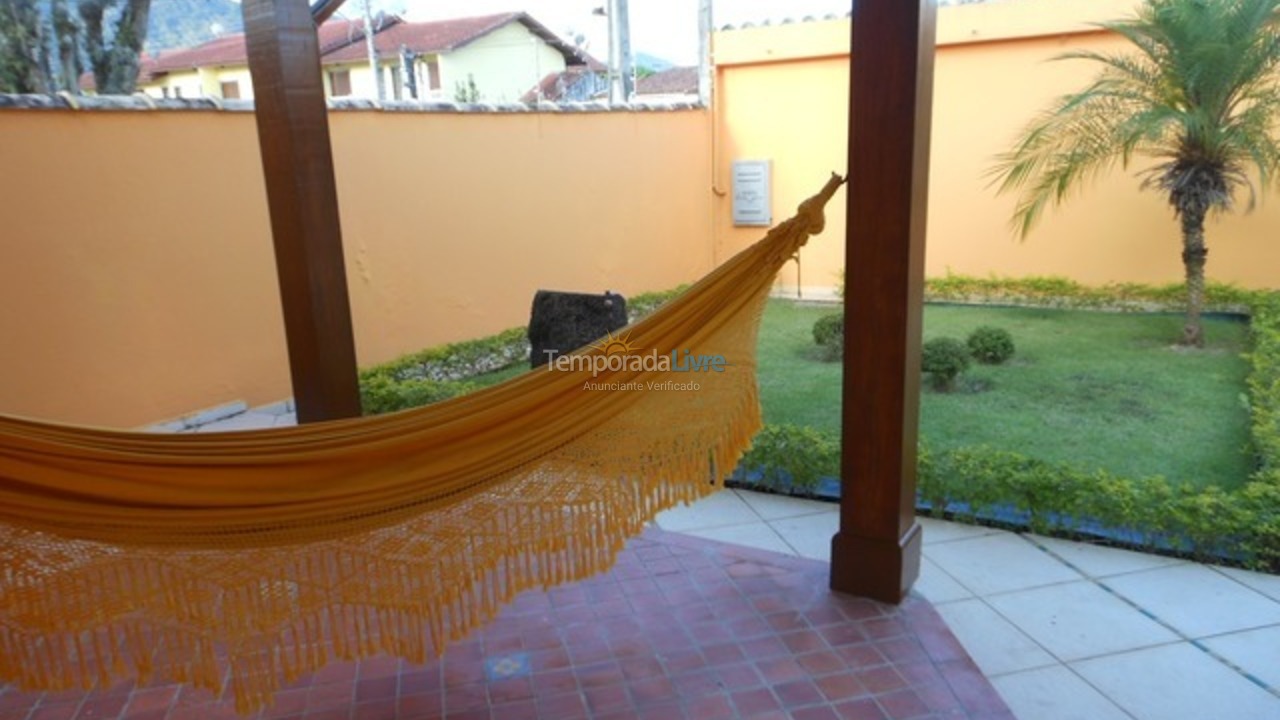 Casa para aluguel de temporada em Caraguatatuba (Martim de Sá)