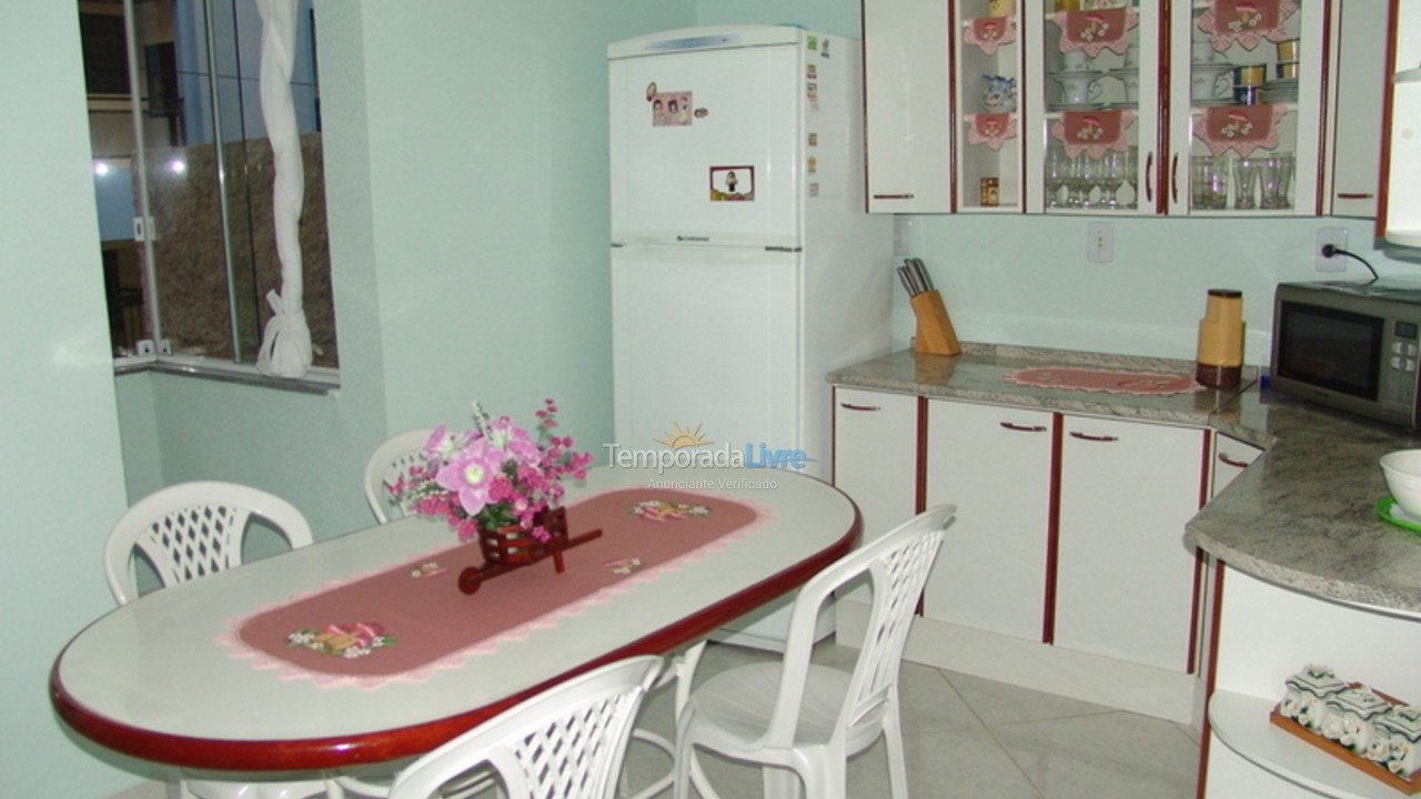 Apartment for vacation rental in Itapema (Meia Praia)