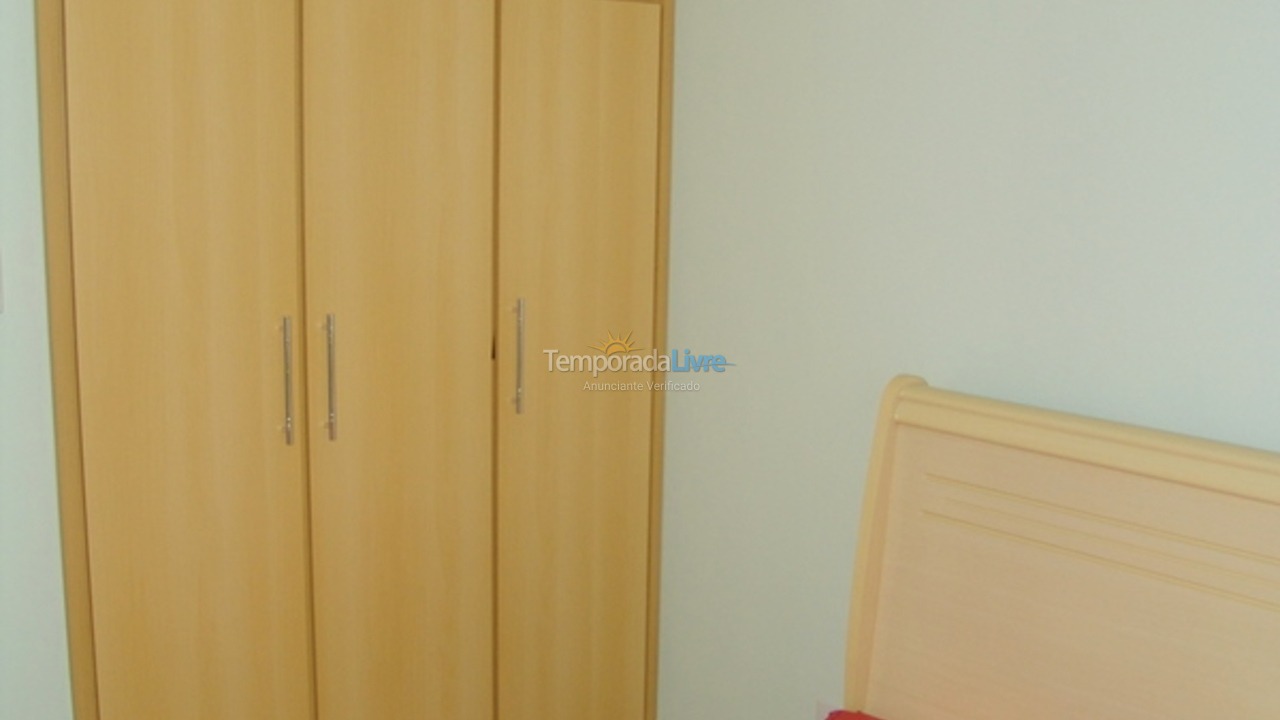 Apartment for vacation rental in Itapema (Meia Praia)