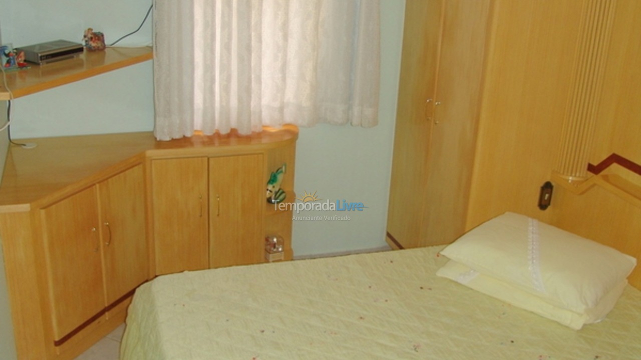 Apartment for vacation rental in Itapema (Meia Praia)