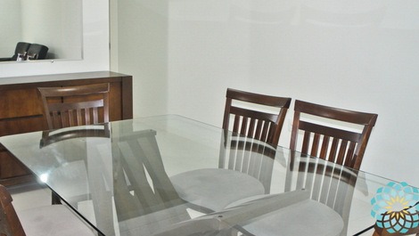 In the center! Apartment with 3 bedrooms in complete condominium!