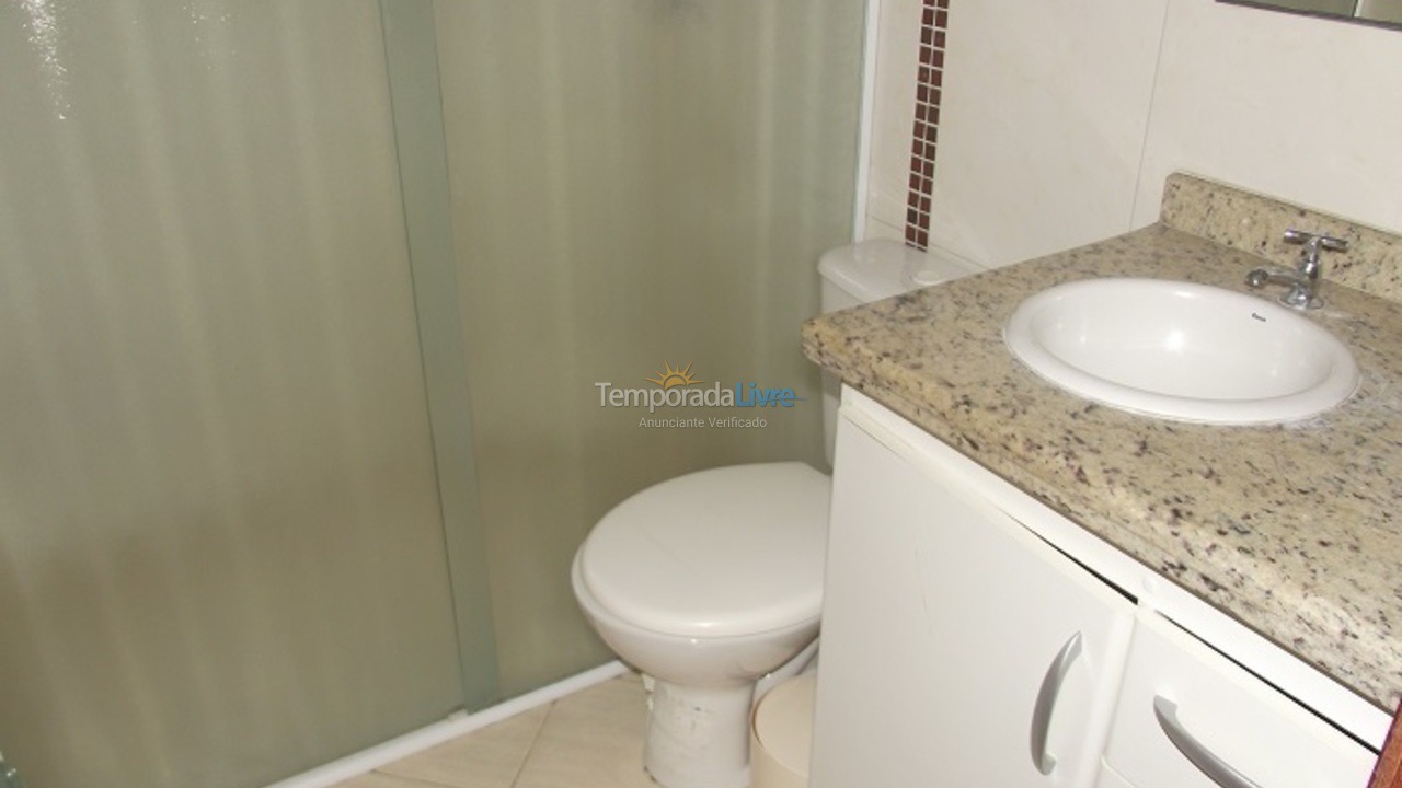 Casa para aluguel de temporada em Bombinhas (Praia de Bombas)