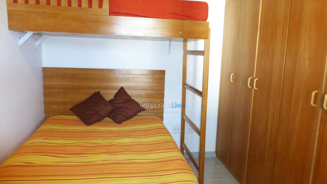 Apartment for vacation rental in Ubatuba (Praia das Toninhas)