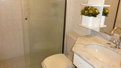 Beautiful condominium apartments in Wembley Tennis - Porpoises