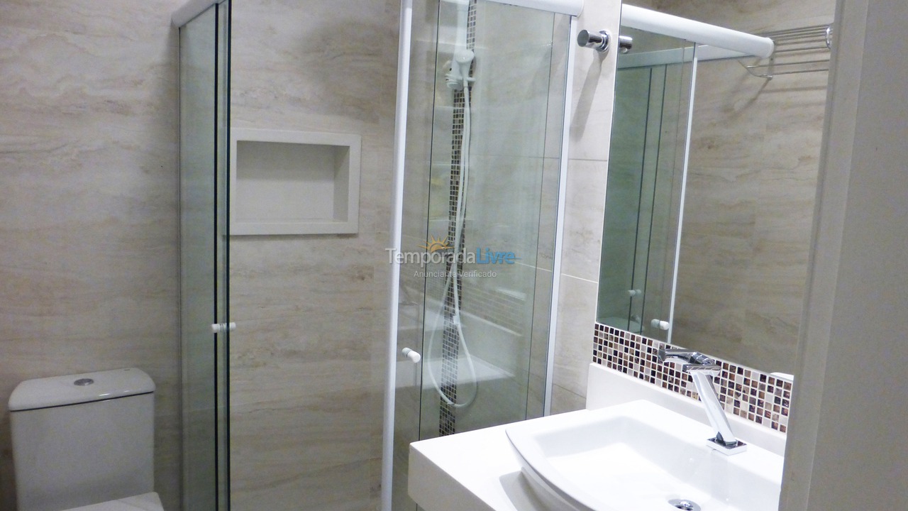 Apartment for vacation rental in Ubatuba (Praia das Toninhas)