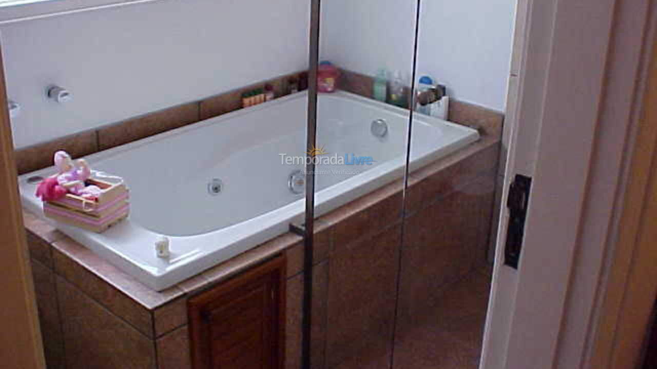 Apartamento para alquiler de vacaciones em Guarujá (Pitangueiras)