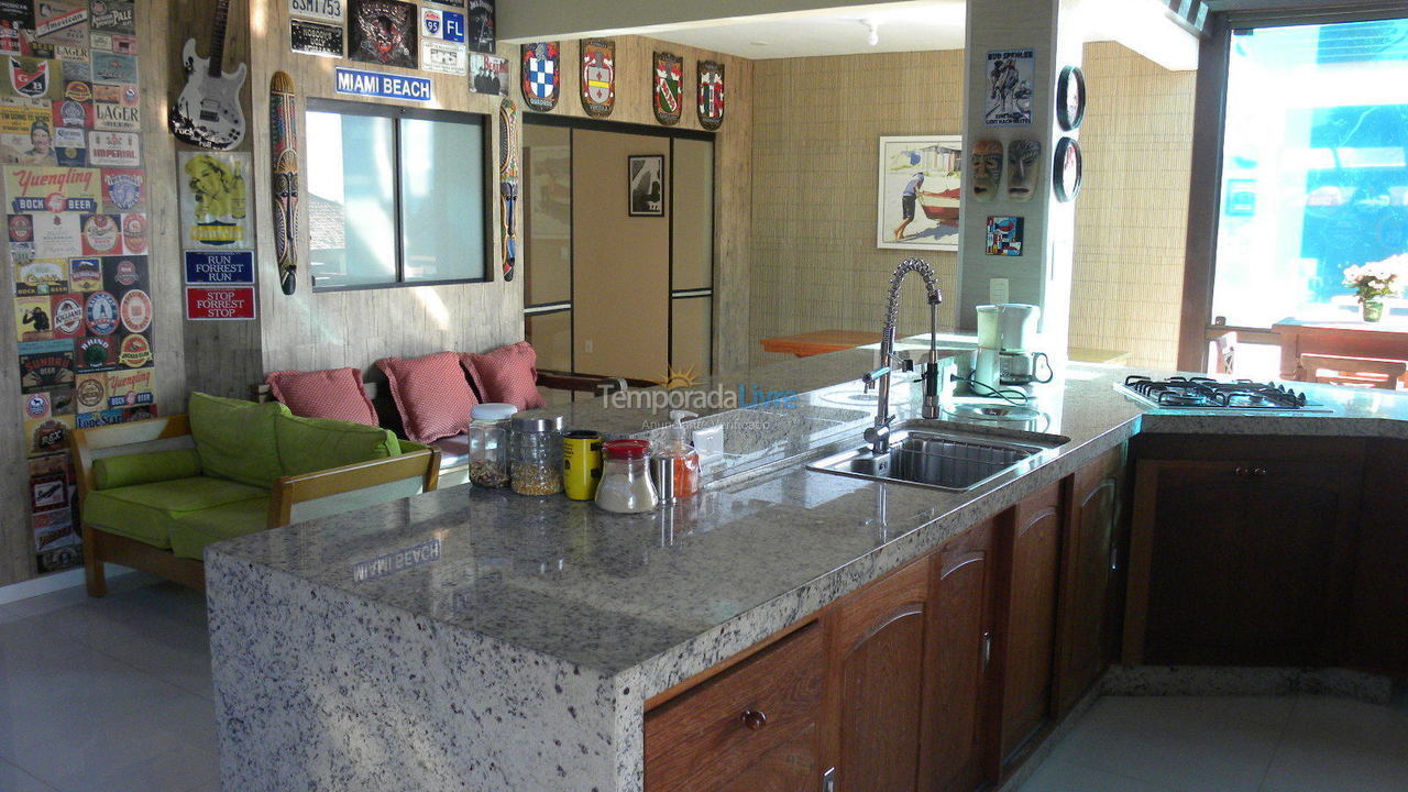 House for vacation rental in Florianópolis (Praia Brava)