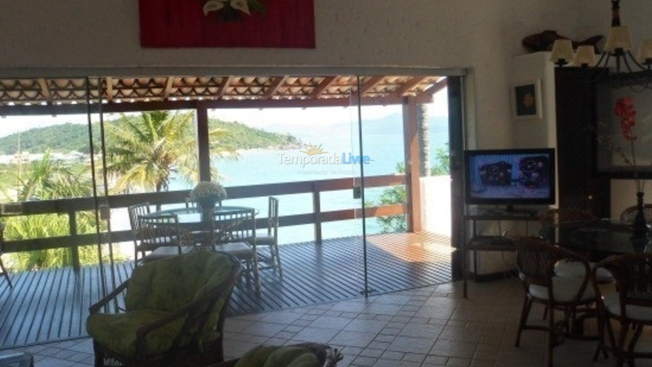 Casa para aluguel de temporada em Florianópolis (Lagoinha)