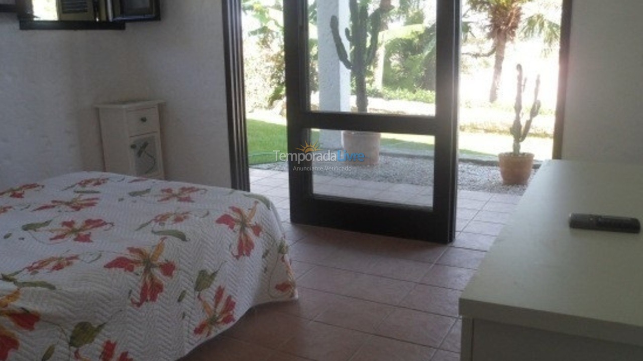 Casa para aluguel de temporada em Florianópolis (Lagoinha)