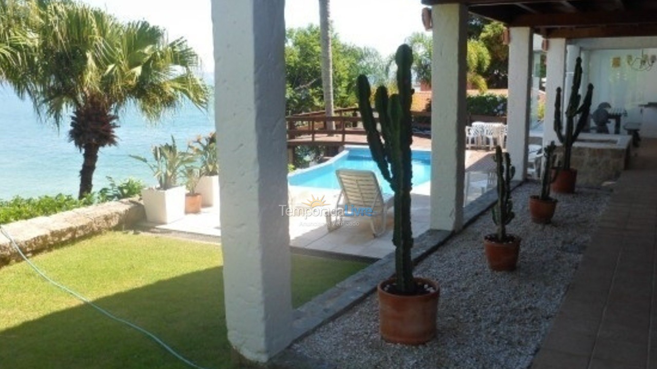 Casa para aluguel de temporada em Florianópolis (Lagoinha)