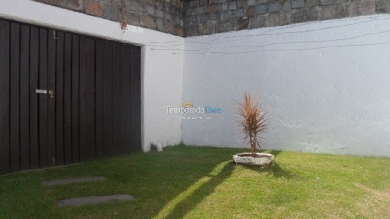 Casa para aluguel de temporada em Florianópolis (Lagoinha)