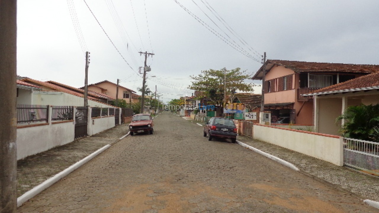Casa para alquiler de vacaciones em São Francisco do Sul (Enseada)