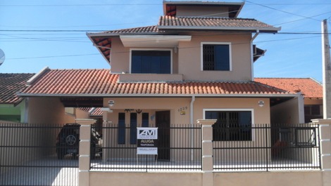 Casa para alugar em São Francisco do Sul - Enseada