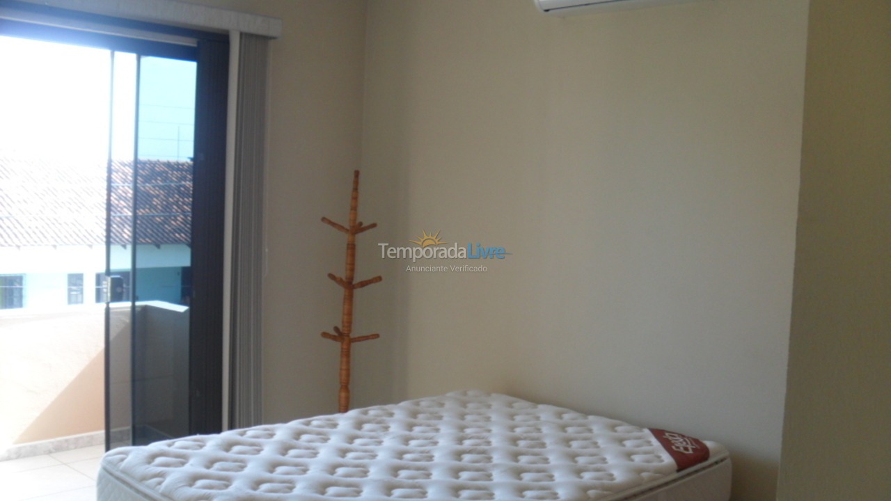 Casa para aluguel de temporada em São Francisco do Sul (Enseada)