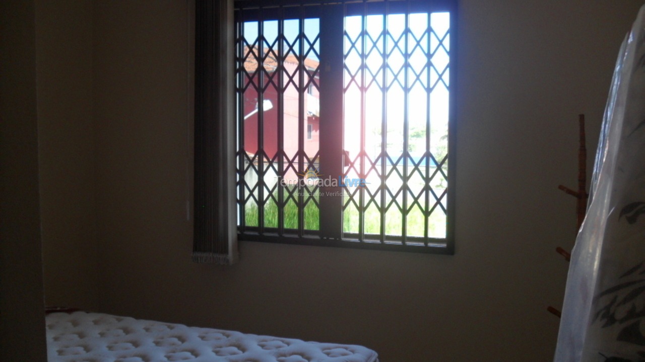 Casa para aluguel de temporada em São Francisco do Sul (Enseada)