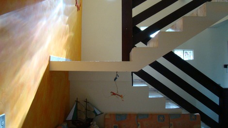 EXCELENTE SOBRADO, SUITE MAIS 2 QUARTOS COM AC, WI-FI -CISTERNA